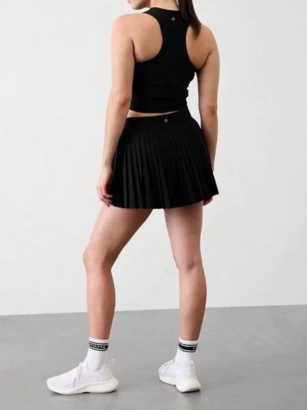 NWT Athleta Match Point Pleated Skort Black Size Small - Picture 7 of 7